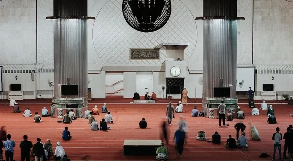 sholat berjamaah masjid